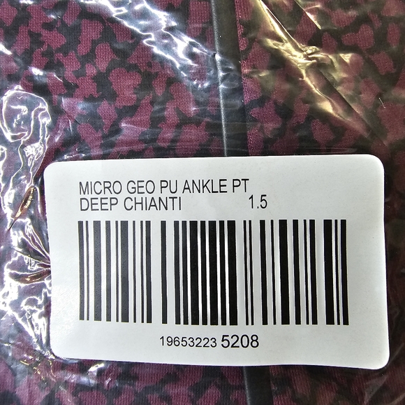 Nwt Chico So Slimming 360 Juliet Slim Leg Micro geo pu ankle pt pant. Size 1.5p - Picture 5 of 5